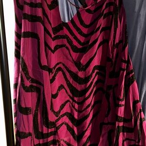 JAYGODFREY Fuchsia and Black Patterned Top